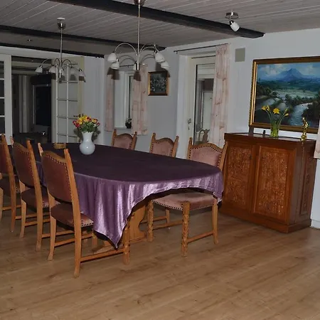 Four-bedroom Holiday In 度假居 里伯
