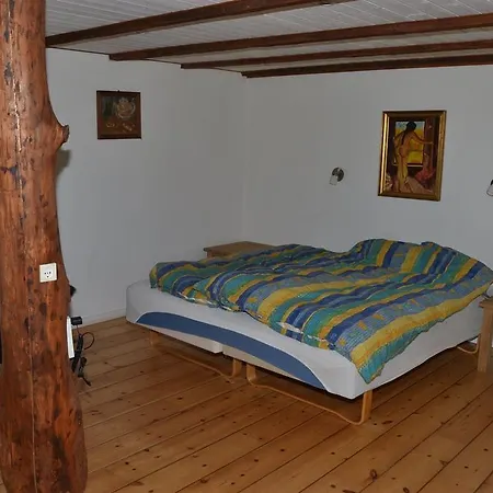度假居 Four-bedroom Holiday In